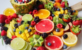 Cuida tu piel en verano a través de estos alimentos