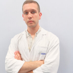 El Dr. Luis López Flores es especialista en Cardiología del Hospital Vithas Sevilla.