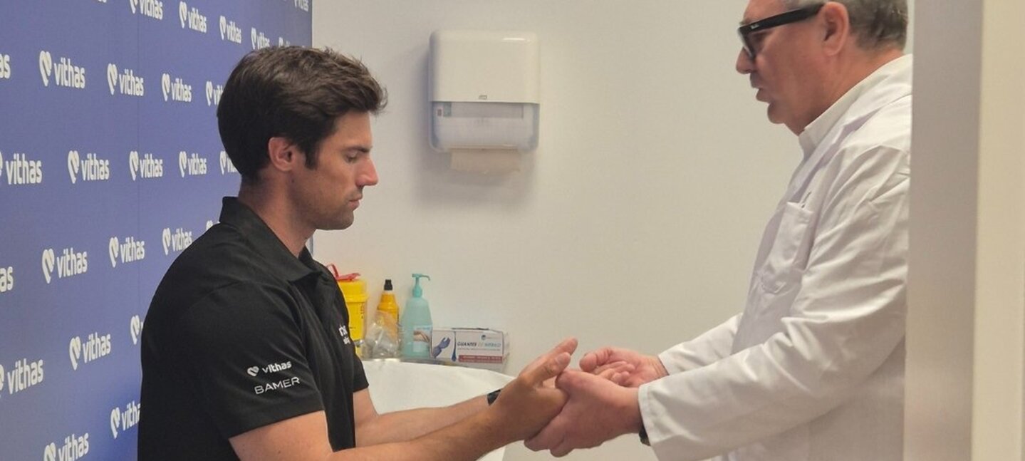 Vithas realiza los chequeos médicos del Urbania Sailing Team para afrontar el Circuito Mediterráneo de Vela