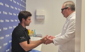 Vithas realiza los chequeos médicos del Urbania Sailing Team para afrontar el Circuito Mediterráneo de Vela