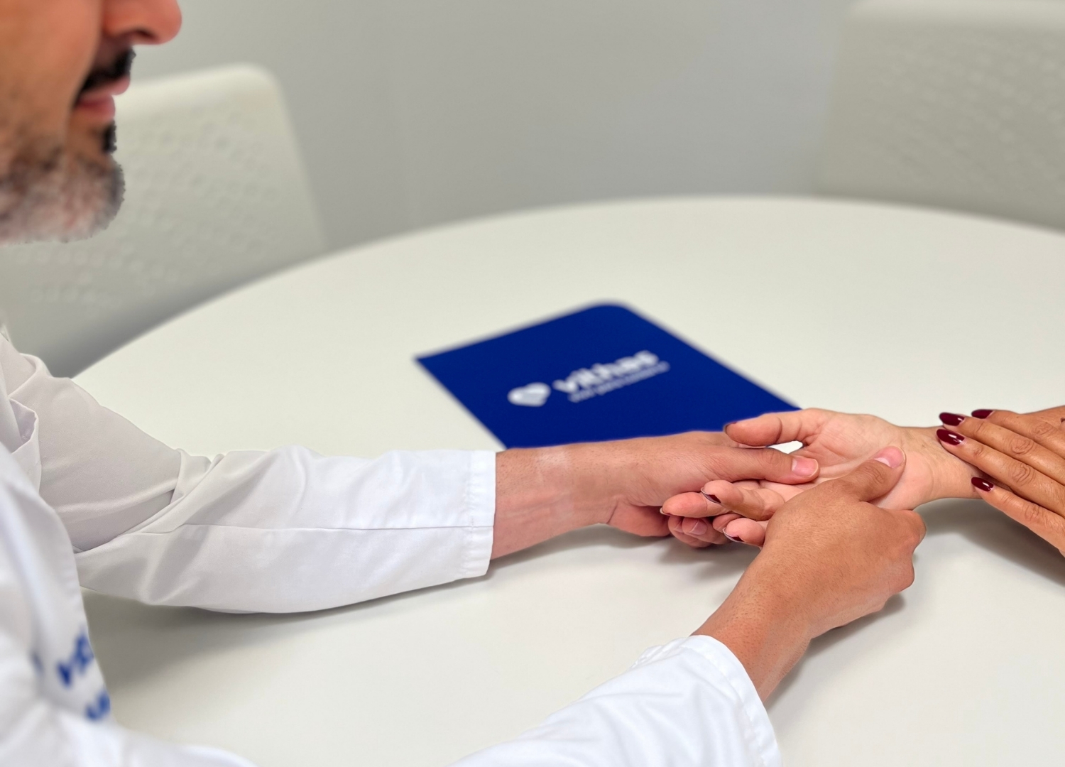 El Hospital Vithas Xanit Internacional inaugura una nueva Unidad de Hiperhidrosis para tratar la sudoración excesiva
