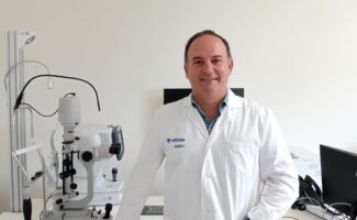 Oftalmólogos del Hospital Vithas Valencia Turia alertan sobre falsas miopías en jóvenes por trastornos de acomodación