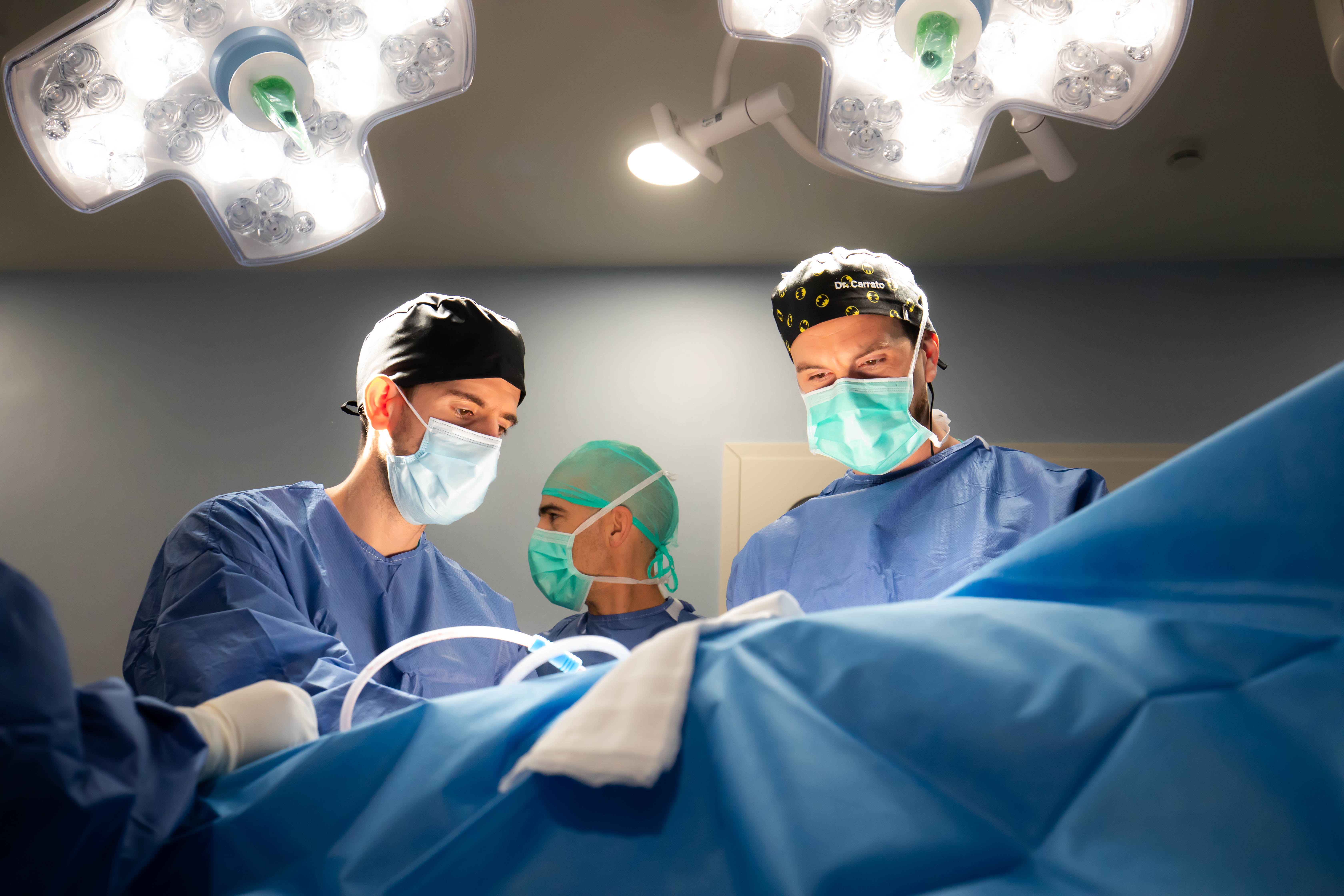 Los Hospitales Vithas de Alicante implantan una técnica pionera en la Comunidad Valenciana para la intervención de prótesis de cadera