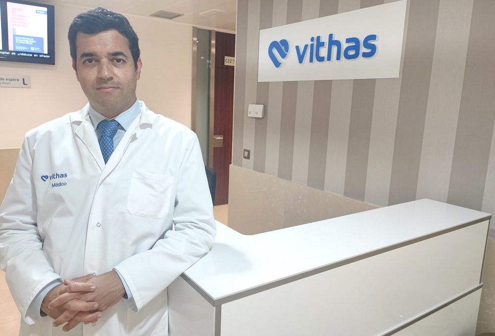 Cambio de hábitos en verano: cómo cuidar la espalda entre viajes, playa y deporte