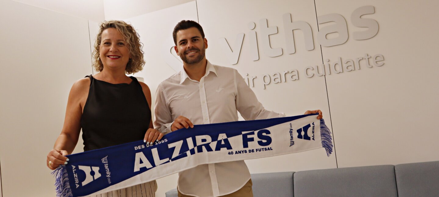 El Hospital Vithas Aguas Vivas renueva su compromiso con el Family Cash Alzira FS, ahora equipo de Primera División