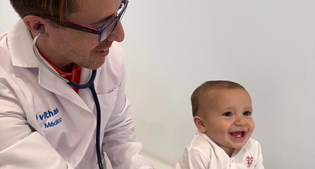 El Hospital Vithas Xanit Internacional alerta de un adelanto de los casos de virus respiratorios en niños y de la reaparición de cuadros leves de COVID-19
