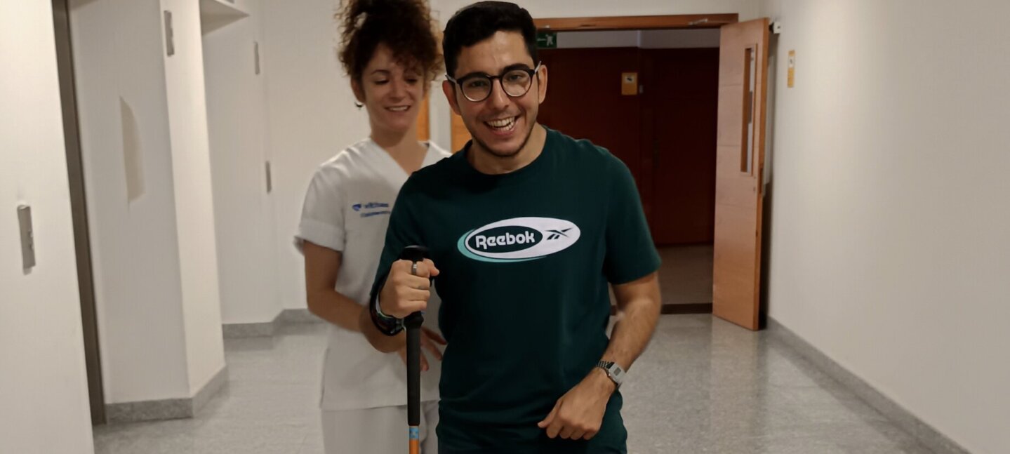 Vithas Sevilla visibiliza la ataxia a través de la voz de sus pacientes: “Quería dar un paso y mi cuerpo no me seguía”