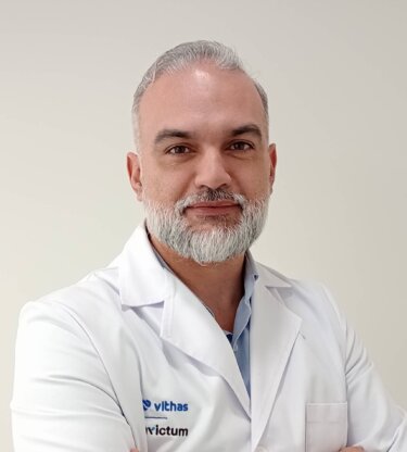 Dr. Montiel Nava, César Enrique