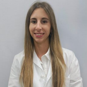 La Dra. Jara Gallardo Martínez es especialista en Obstetricia y Ginecología en Vithas Sevilla dentro del equipo INSEGO.