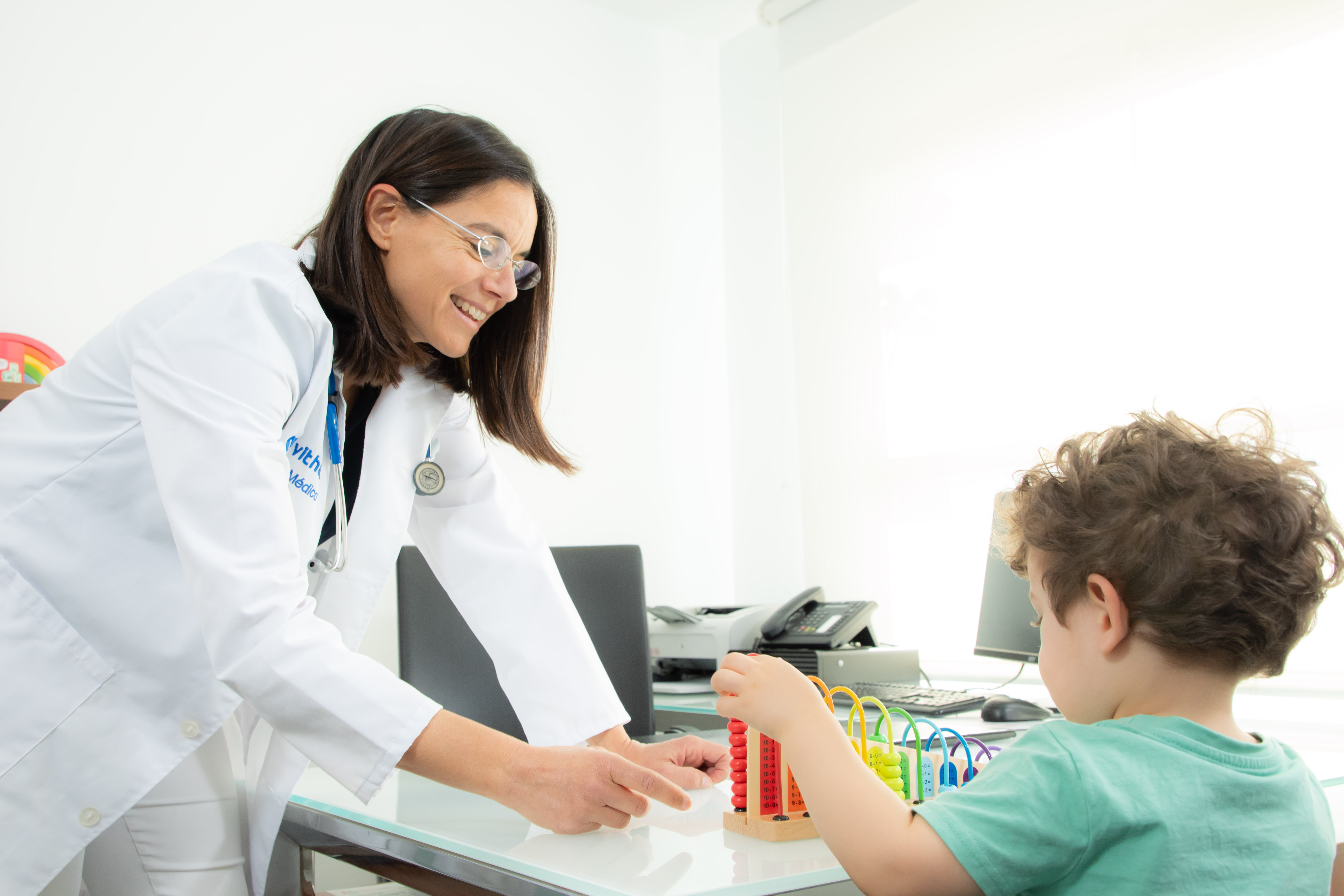 Vithas advierte sobre la importancia de cumplir el calendario de vacunación en menores