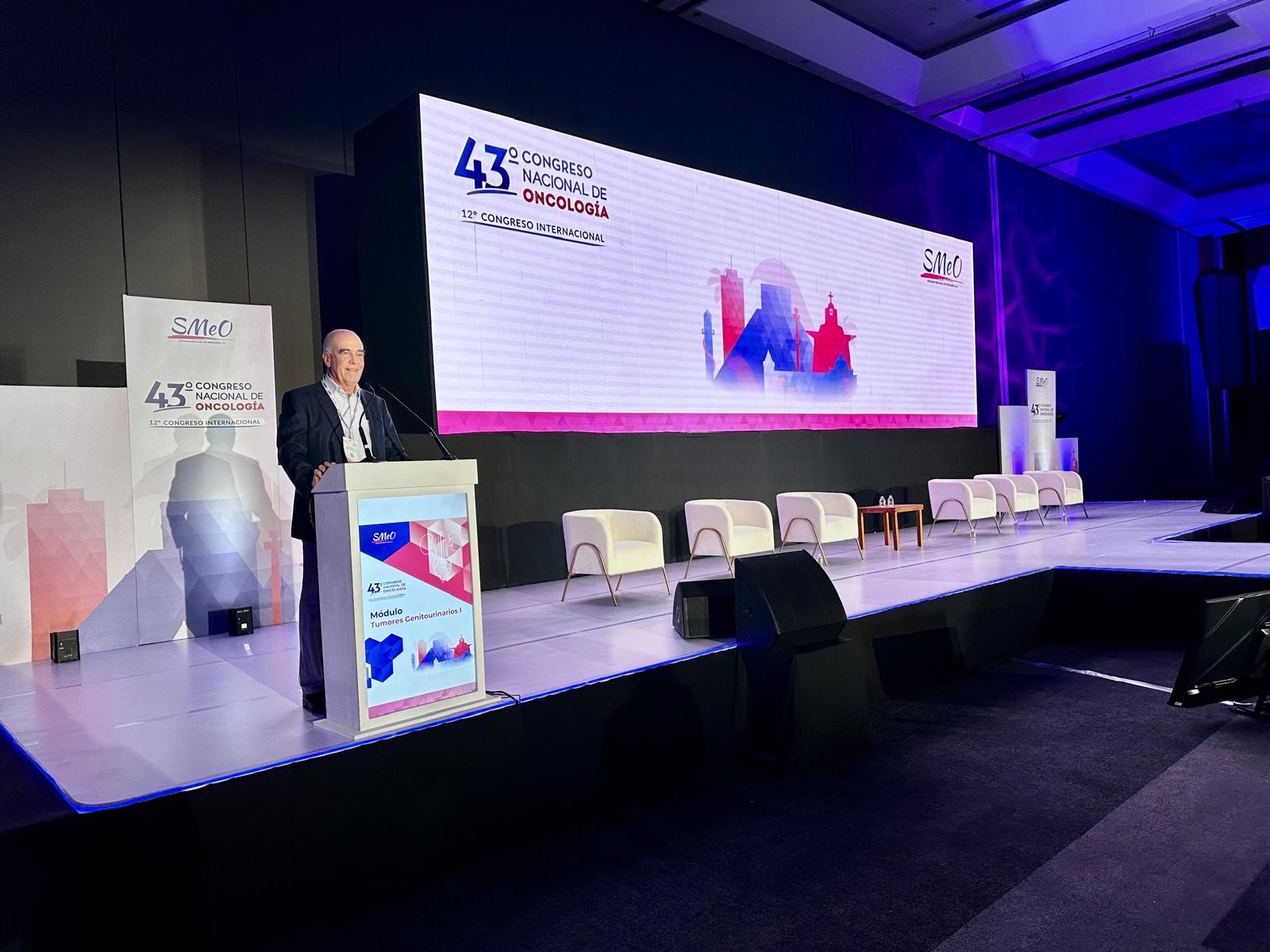 El Dr. Larrea, jefe de la Unidad de Oncología Radioterápica de Vithas Valencia Consuelo, participa en el 43º Congreso de Oncología en México