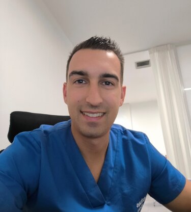 Dr. Paz Corral, Daniel