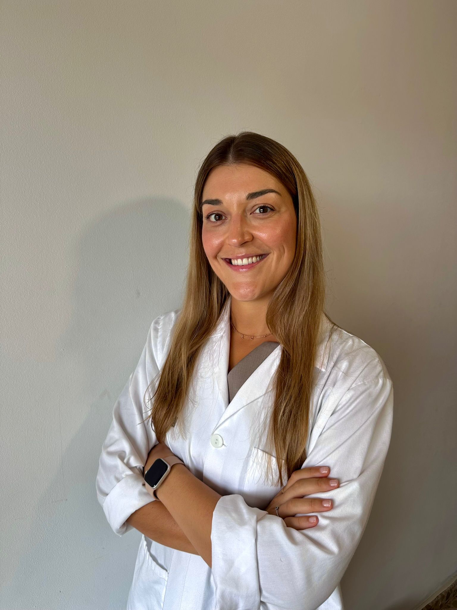 Una traumatóloga de Vithas Valencia aconseja a los corredores del Maratón Valencia preparar cuerpo y mente para evitar lesiones