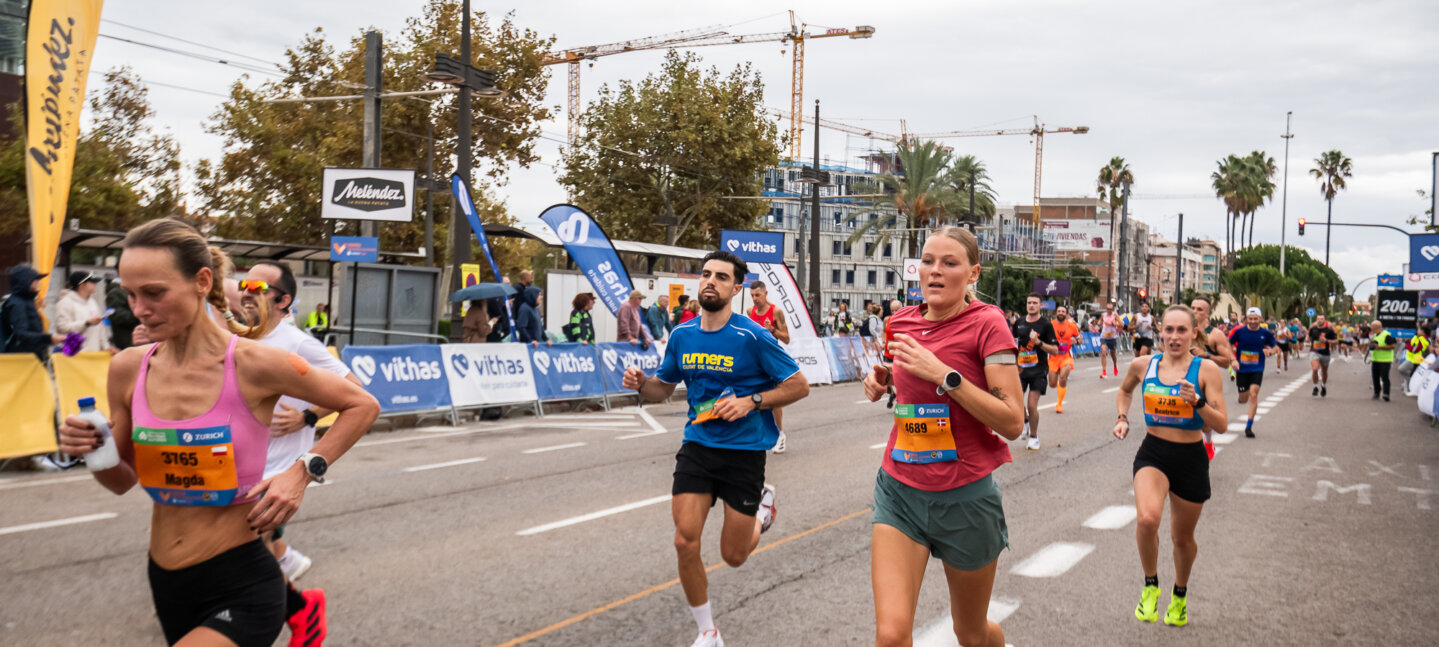 Correr un maratón deja huellas en el cuerpo: lo explican los especialistas del Hospital Vithas Valencia Turia