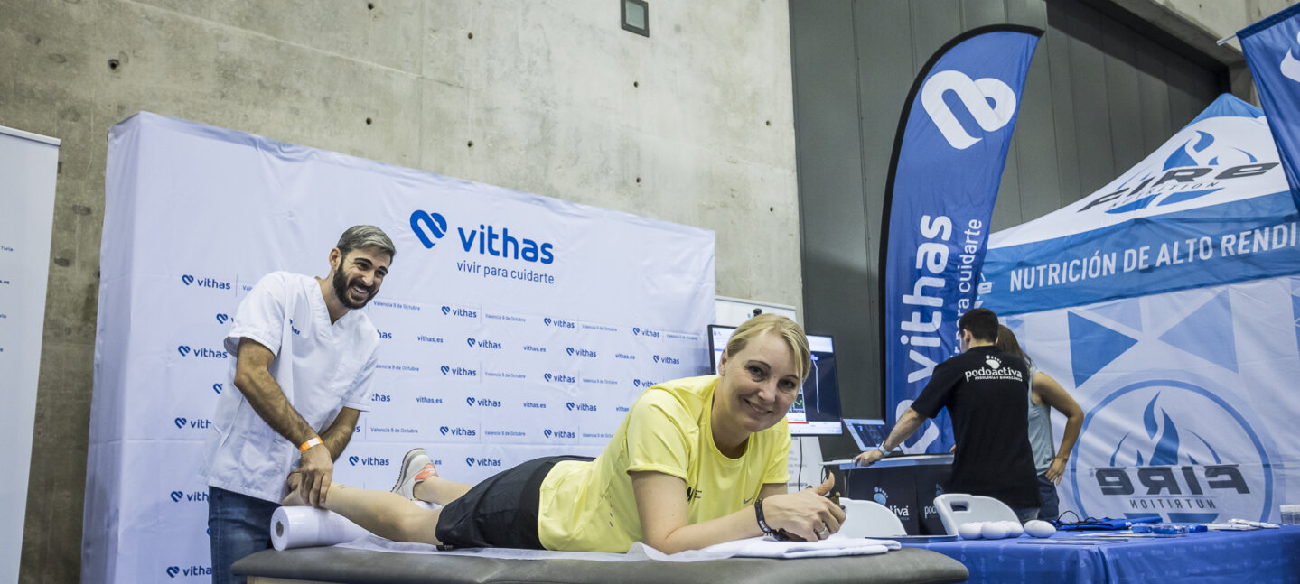 Vithas participa en la Expo 42K Feria Valencia con motivo del Maratón Valencia Trinidad Alfonso Zurich