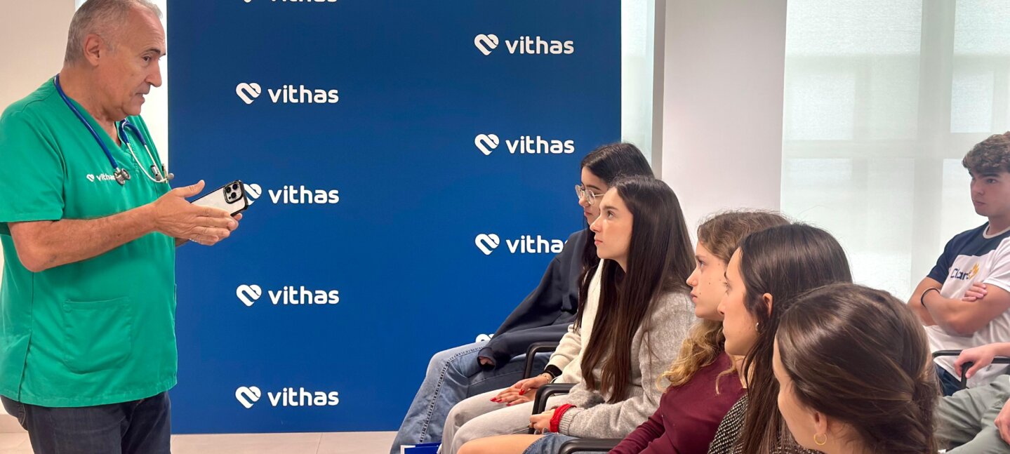 Vithas Las Palmas realiza Vithas Aula Salud Colegios inmersivas a alumnos de bachillerato