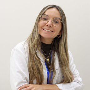 TAPIAS MARTÍNEZ, ANA ver Dra. Ana Tapias Martínez, especialista en Medicina Estética en Madrid