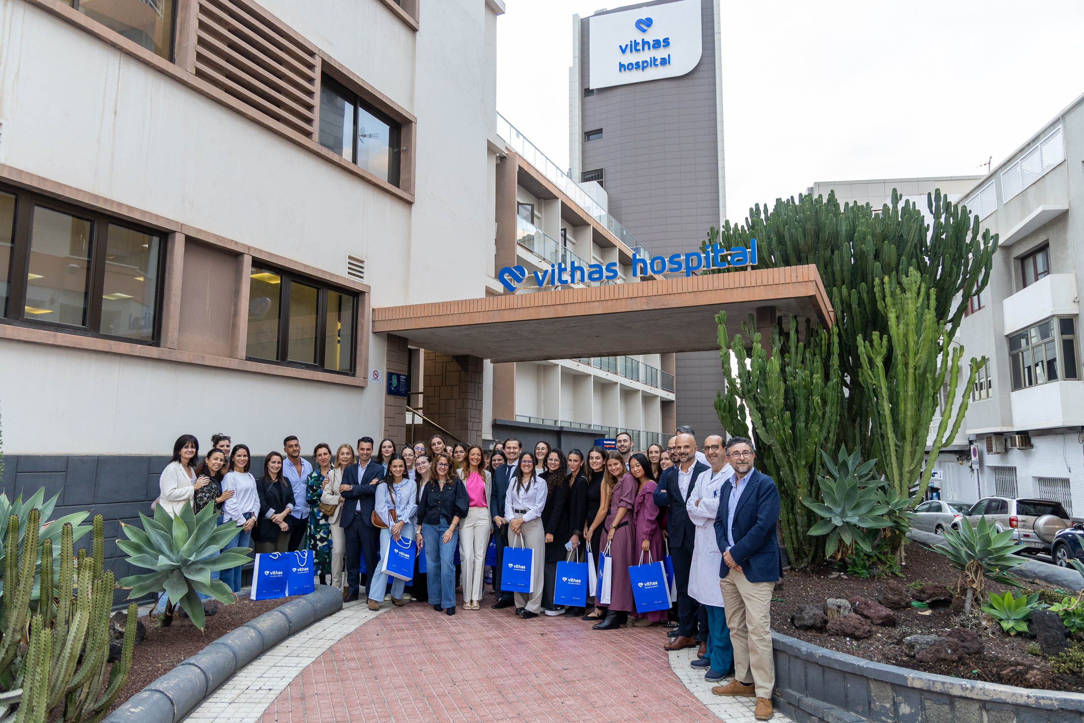 Vithas Las Palmas recibe a los primeros alumnos de la UNAM