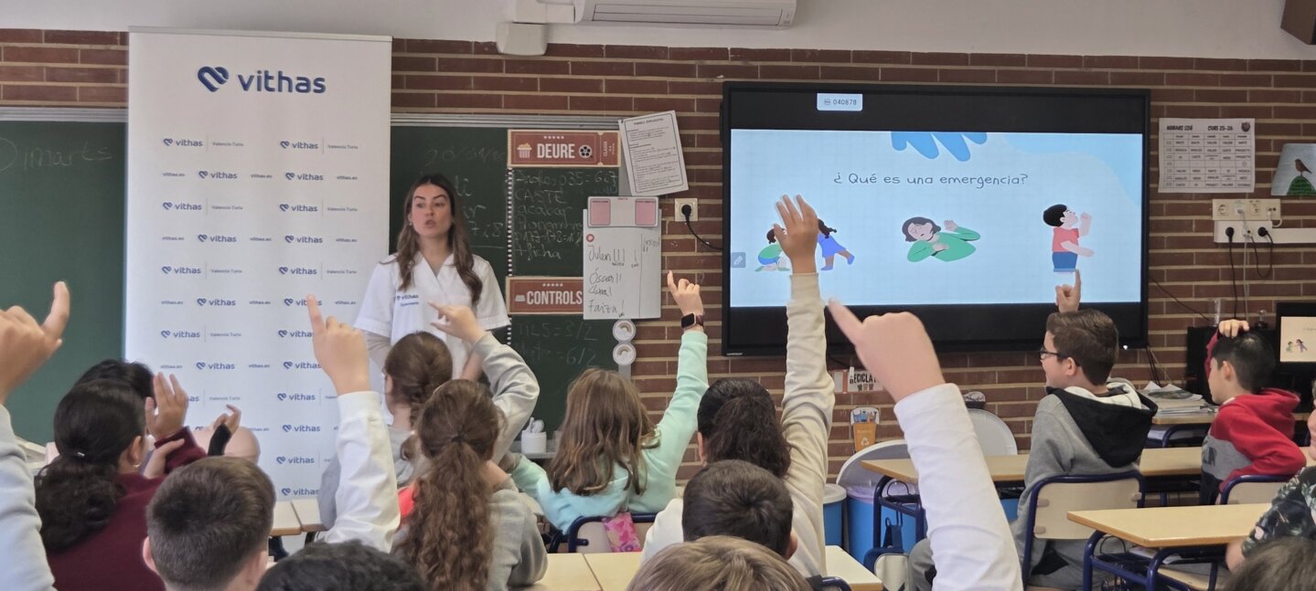 Vithas Valencia Turia acerca la reanimación cardiopulmonar a los alumnos y docentes del CEIP Sant Jaume Apòstol de Alfarb