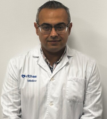 Dr. Daryanani Daryanani, Jai K