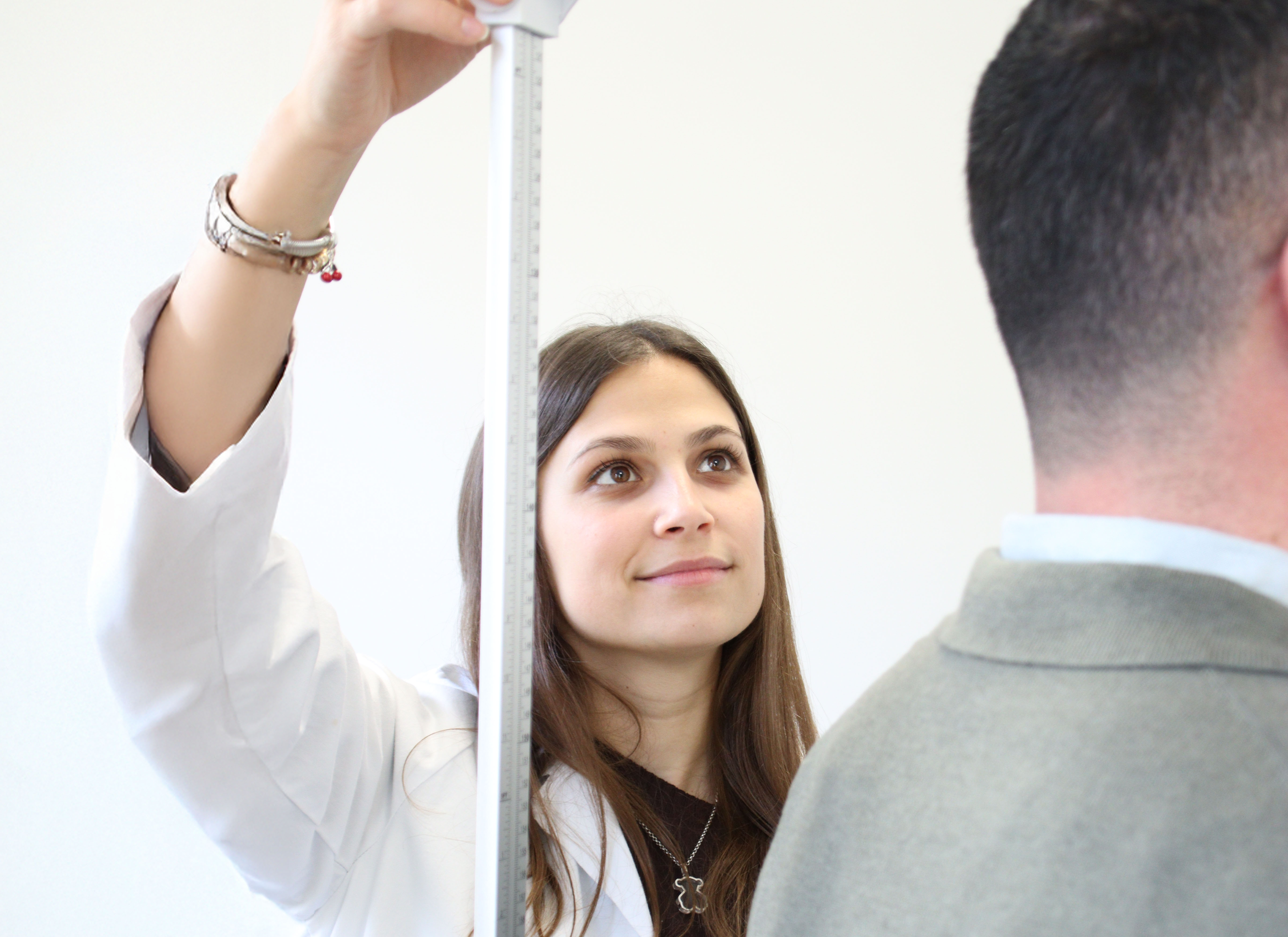 Nutricionistas de Vithas Madrid La Milagrosa explican los errores más frecuentes que impiden cumplir con el propósito de año nuevo de adelgazar