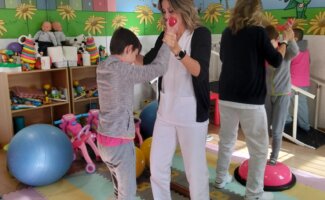 El Hospital Vithas Medimar fomenta la inclusión y la salud eliminando barreras para alumnos con autismo del CEIP Óscar Esplá El Hospital Vithas Medimar fomenta la inclusión y la salud eliminando barreras para alumnos con autismo del CEIP Óscar Esplá