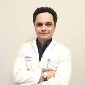 El Dr. Jorge Andrés Restrepo Carmona es especialista en Cardiología en el Hospital Vithas Sevilla.