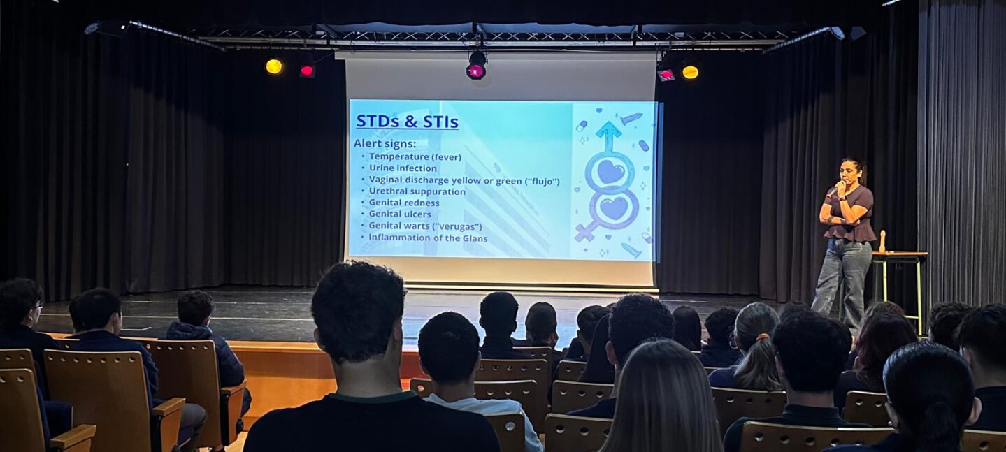 Vithas Las Palmas forma en educación sexual a escolares del Canterbury    