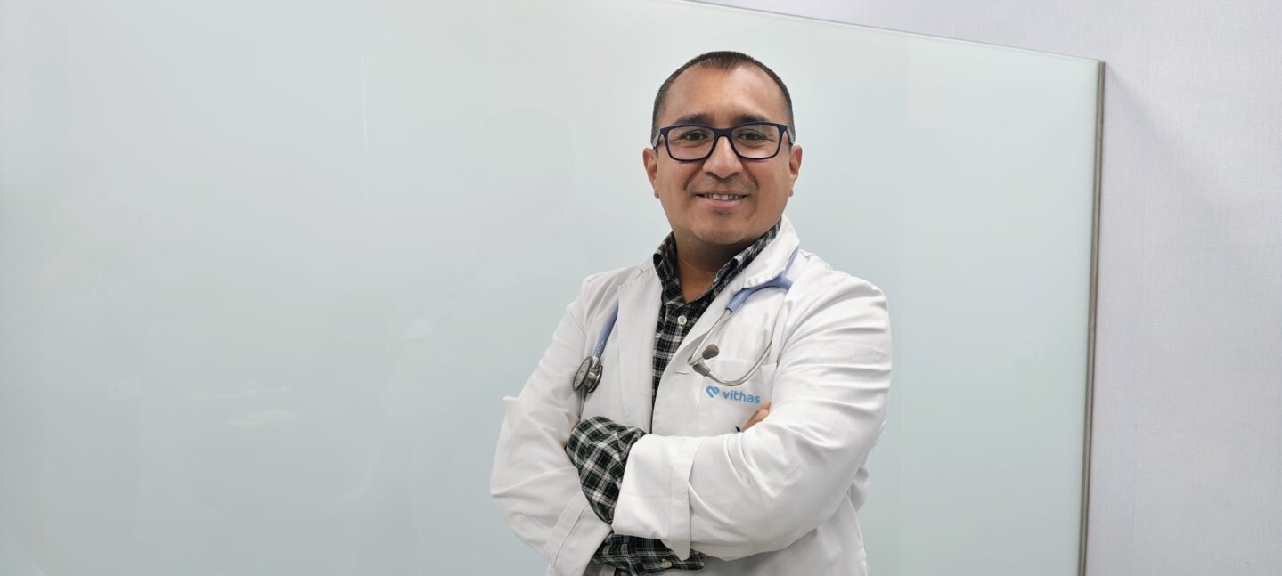 Vithas Sevilla alerta sobre la importancia de acudir al especialista ante los primeros síntomas de tuberculosis Vithas Sevilla alerta sobre la importancia de acudir al especialista ante los primeros síntomas de tuberculosis