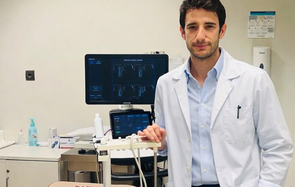 El Hospital Vithas Almería impulsa la detección precoz de la displasia de cadera en recién nacidos