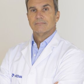 Dr. Santiago Mera Velasco