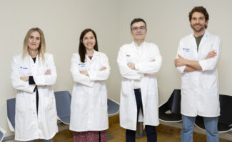 Vithas Vigo estrena el robot Da Vinci y realiza sus primeras cirugías urológicas, incluyendo la prostatectomía radical extraperitoneal Vithas Vigo estrena el robot Da Vinci y realiza sus primeras cirugías urológicas, incluyendo la prostatectomía radical extraperitoneal