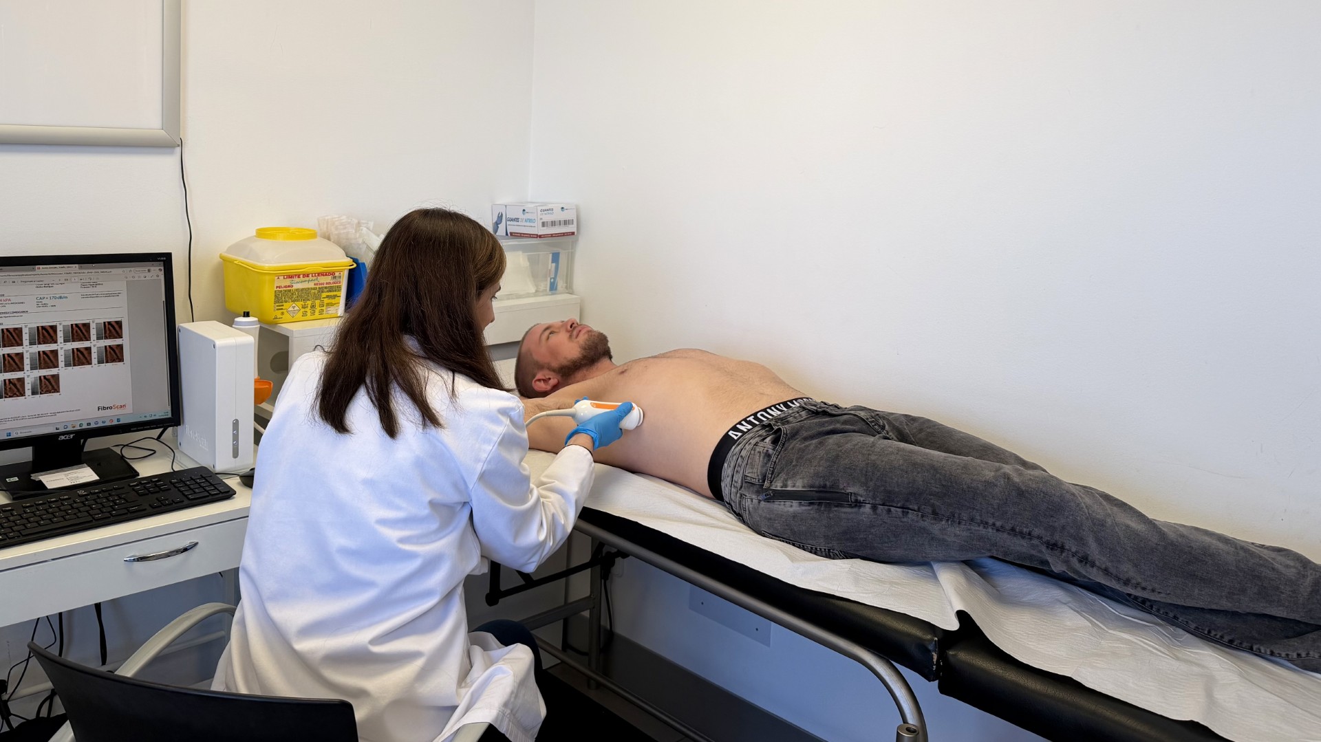 Vithas Madrid Aravaca impulsa la detección precoz de la fibrosis hepática a través de una prueba rápida y no invasiva