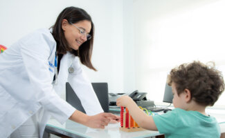 El Hospital Vithas Medimar lanza nuevas Vithas Aula Salud para padres sobre diagnóstico prenatal