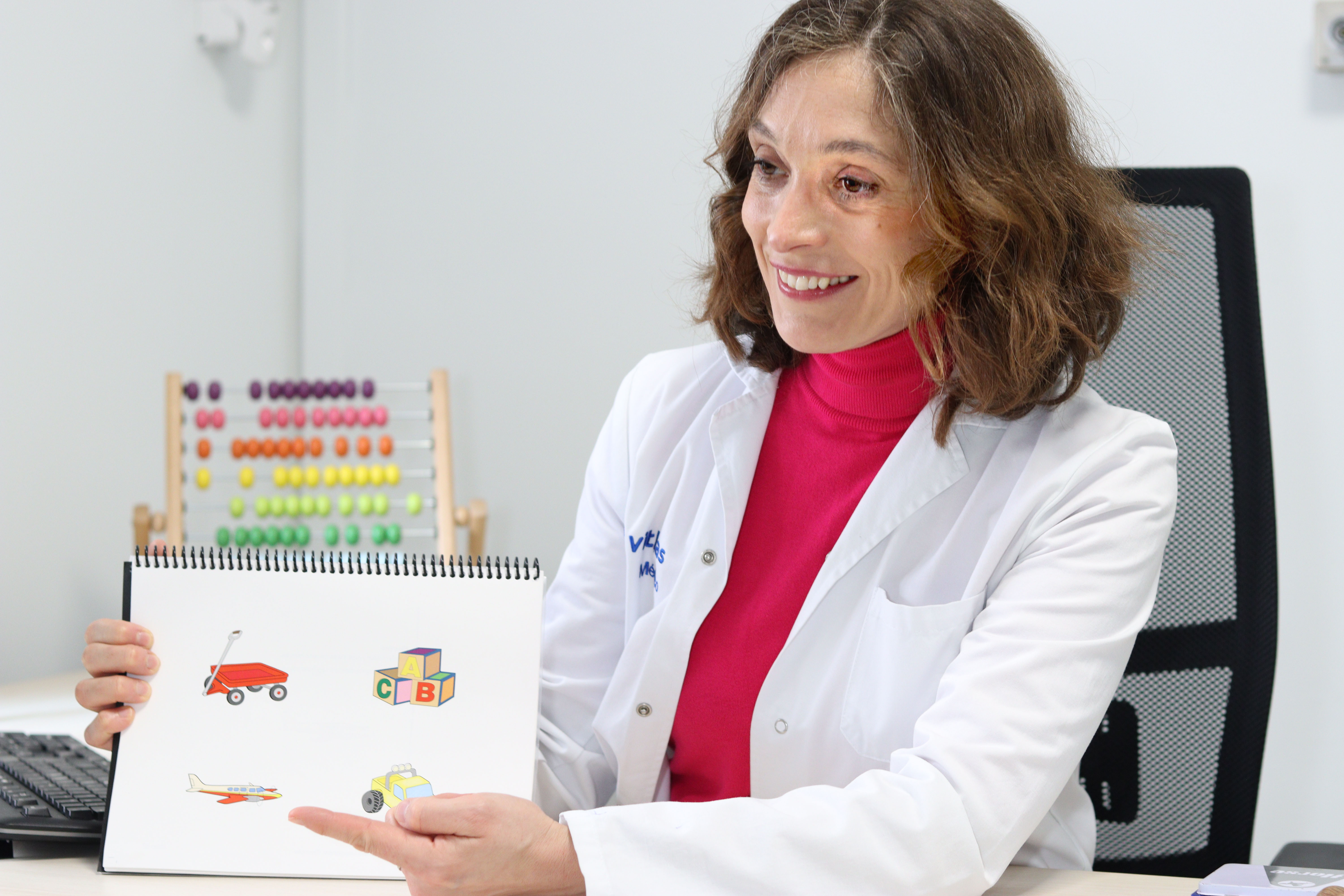 Neuropediatría de Vithas Madrid La Milagrosa señala cómo ayuda la lectura en papel a un cerebro en desarrollo