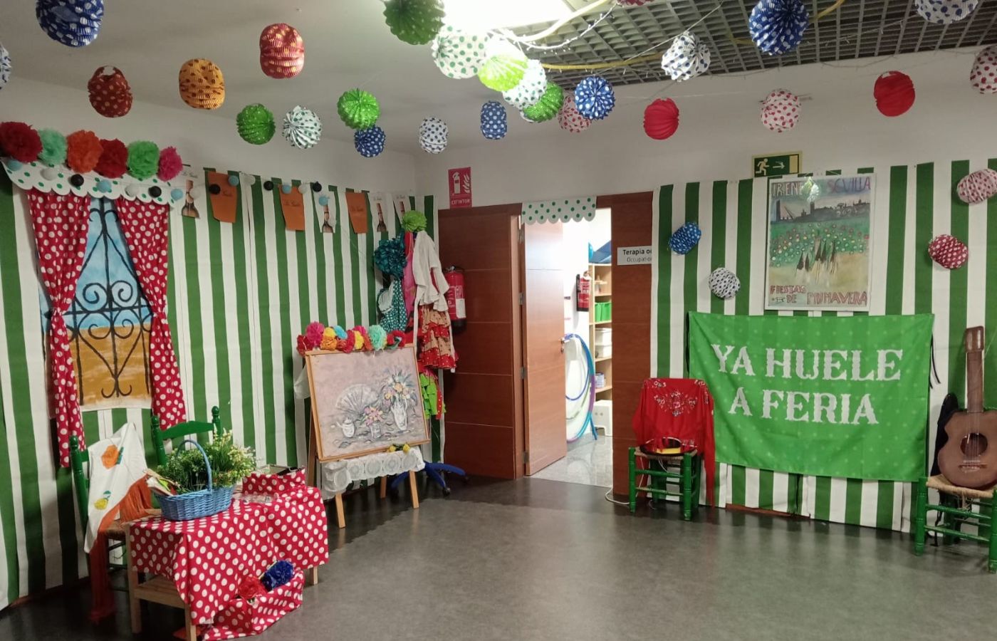 Del pescaíto al alumbrao, Vithas Sevilla lleva 14 años trasladando la Feria de Abril al entorno terapéutico