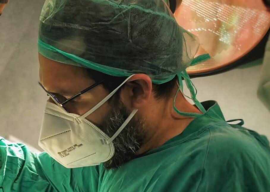 El Hospital Vithas Valencia Consuelo introduce una técnica pionera sin incisiones para el tratamiento de la estenosis uretral