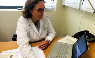 Las nuevas técnicas quirúrgicas para las hemorroides permiten un posoperatorio más rápido y menos doloroso Las nuevas técnicas quirúrgicas para las hemorroides permiten un posoperatorio más rápido y menos doloroso