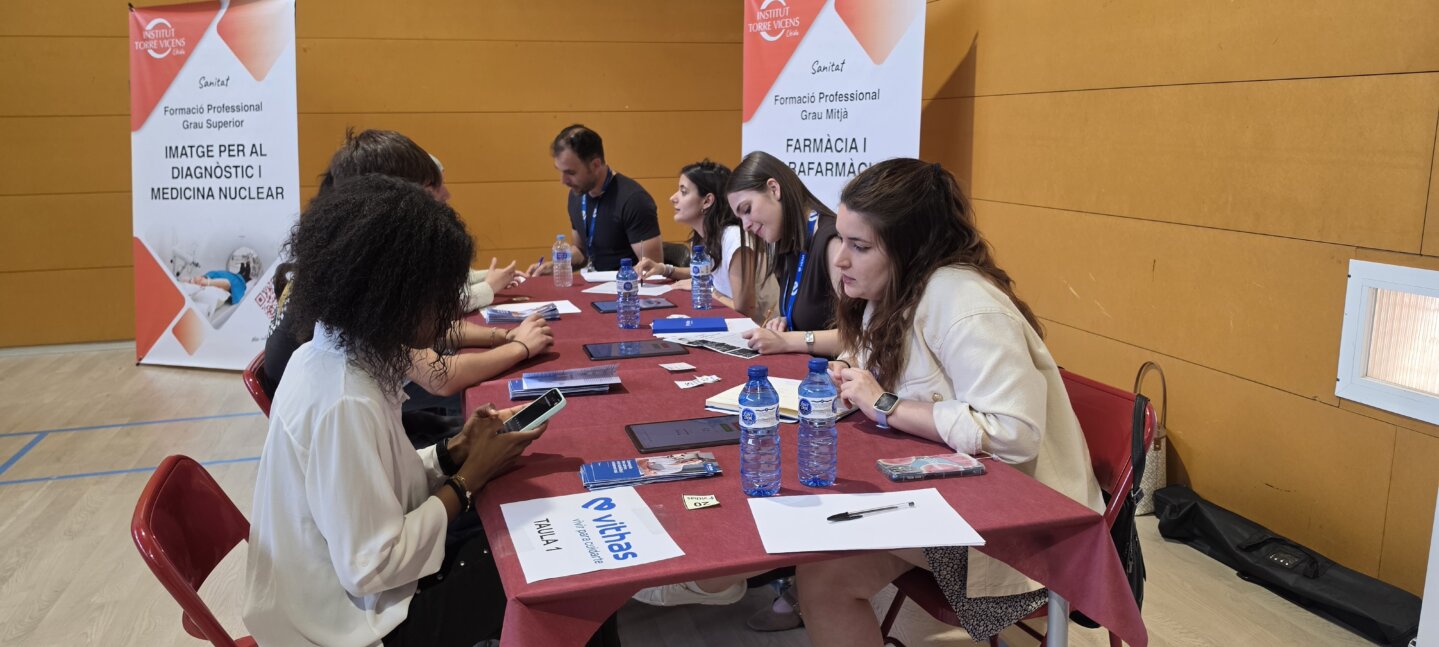 Vithas Lleida acerca su labor al talento joven