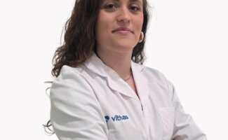 La dietista-nutricionista Ana Sánchez García Retrato de Ana Sánchez García, dietista-nutricionista y coordinadora de la consulta de Nutrición del Hospital Vithas Valencia Turia