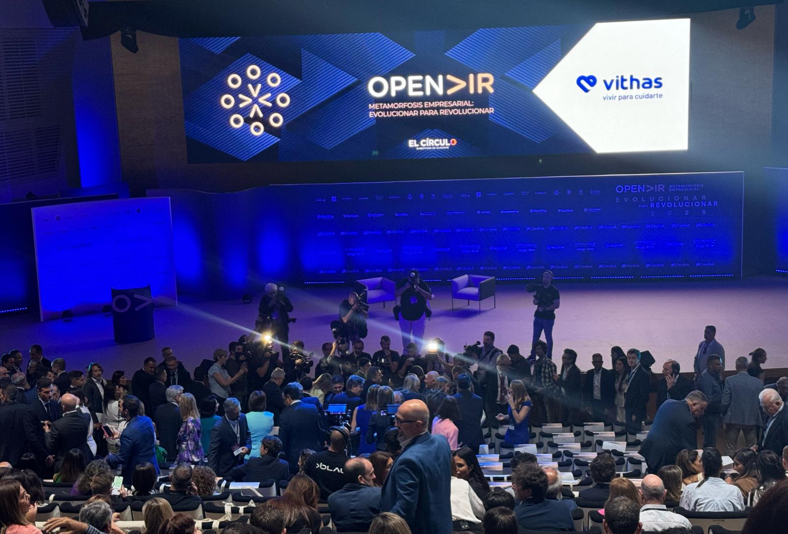 Los hospitales Vithas en Alicante refuerzan su compromiso con el bienestar de los directivos y realizarán una innovadora evaluación del estrés durante OPENDIR 2026