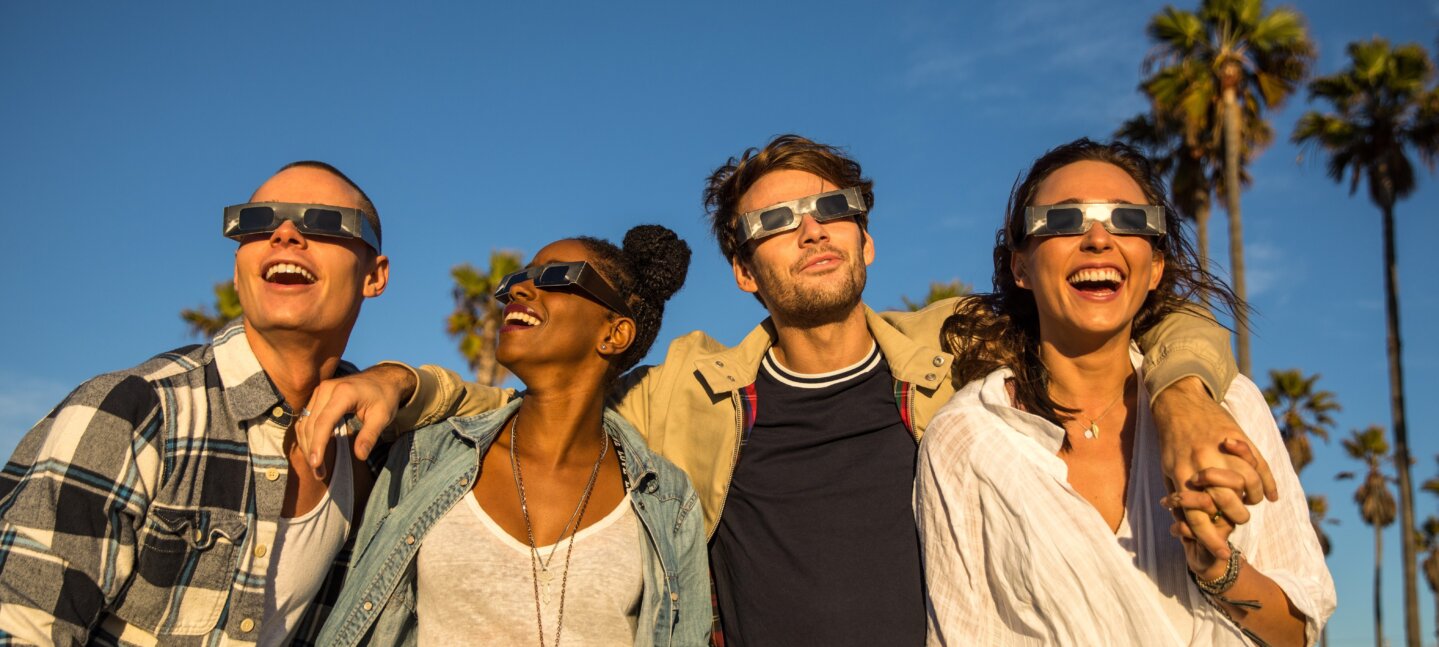Vithas Valencia Turia recuerda las claves para disfrutar el eclipse solar de agosto sin riesgos oculares