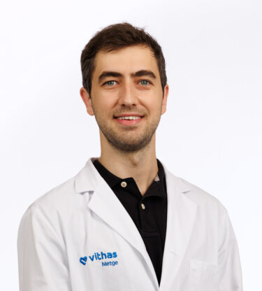 Dr. Riudor Guri, Albert Dr. Riudor Guri, Albert