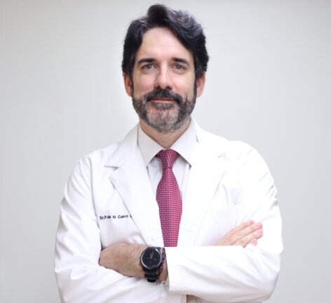 Doctor Pablo de la Cueva, jefe del servicio de Dermatología del Centro Médico Vithas Chamartín Doctor Pablo de la Cueva, jefe del servicio de Dermatología del Centro Médico Vithas Chamartín