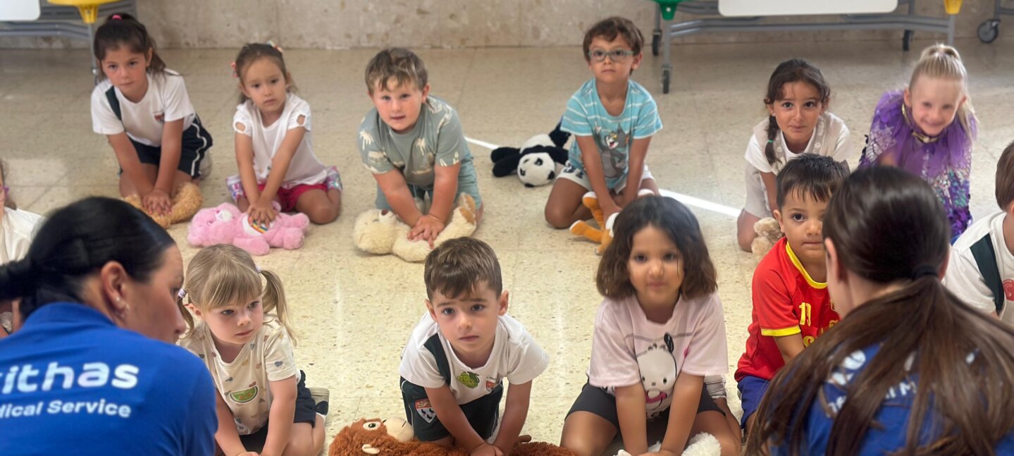 Vithas cierra el curso escolar formando en salud a más de mil niños canarios