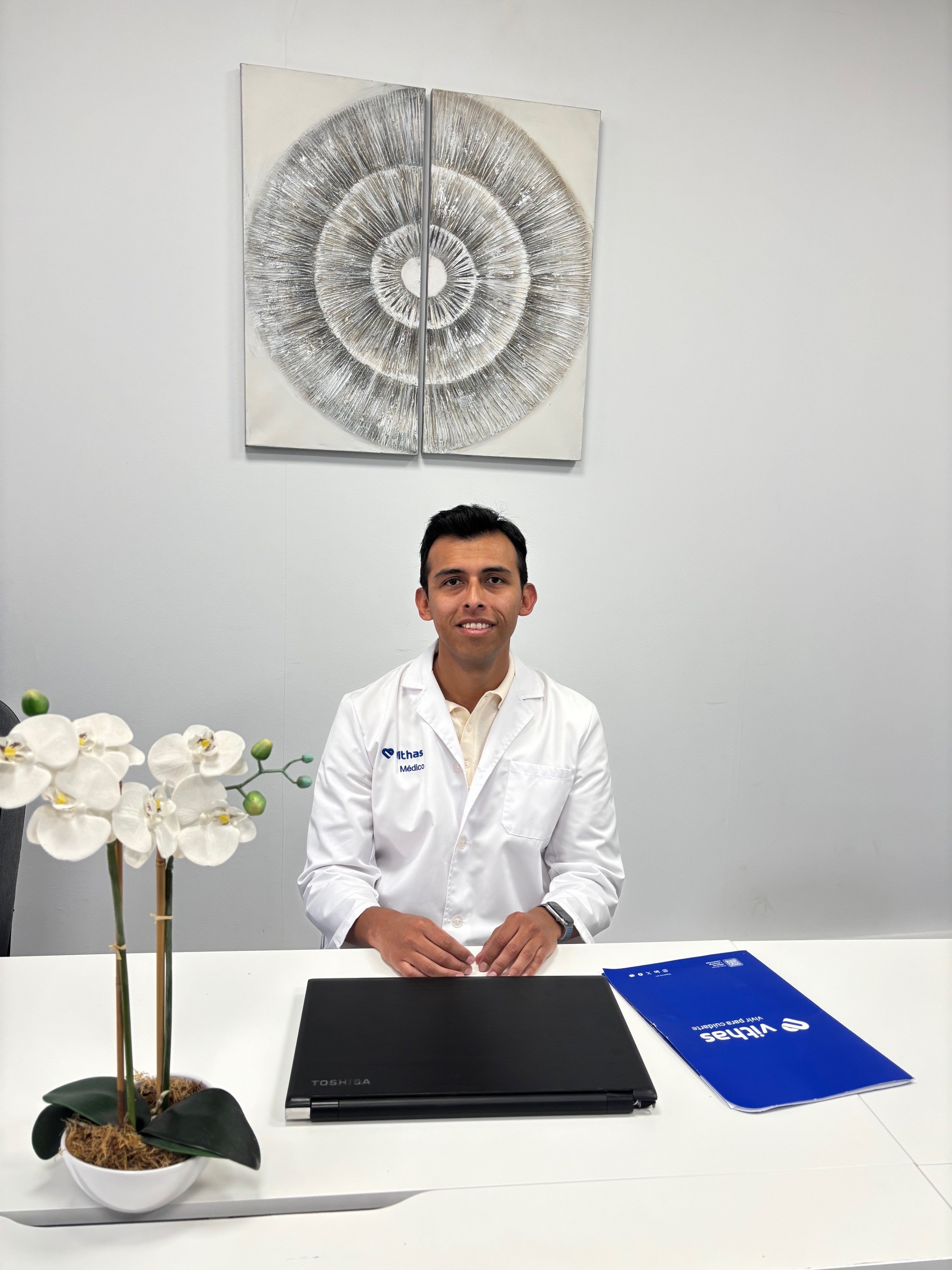 Vithas Xanit Fuengirola amplía su cartera asistencial con un nuevo servicio de Reumatología