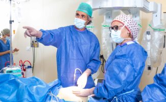 La cirugía bariátrica robótica Da Vinci mejora la salud y la calidad de vida de las personas con obesidad
