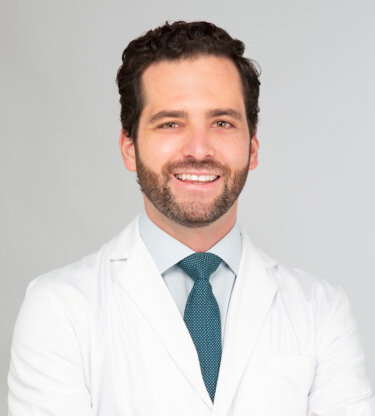 Dr. Nuche , Jorge